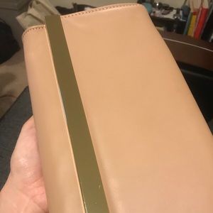 Steven Madden clutch~Nude color